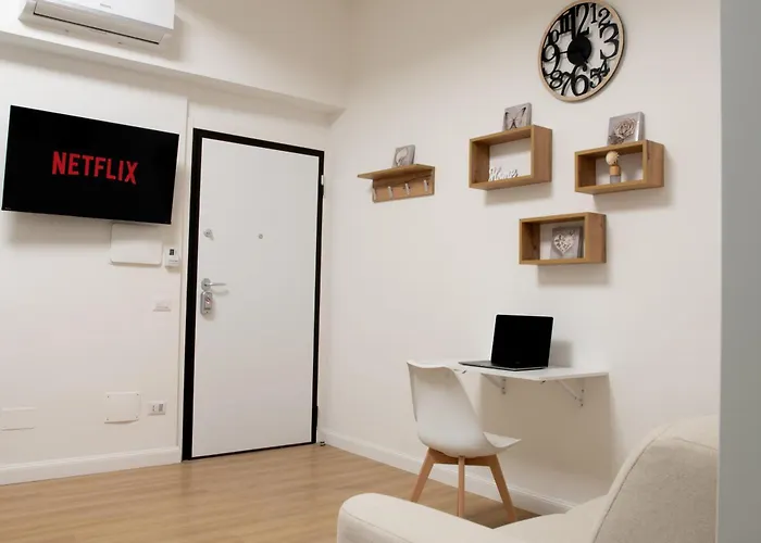 Alloro Apartment,5 Min Dalla Metro C, 15 Min Per Il Colosseo Vakantiehuis Rome