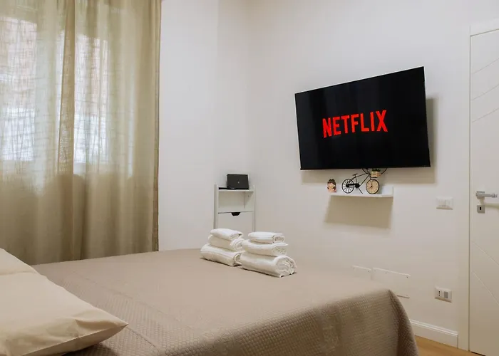 Vakantiehuis Alloro Apartment,5 Min Dalla Metro C, 15 Min Per Il Colosseo *