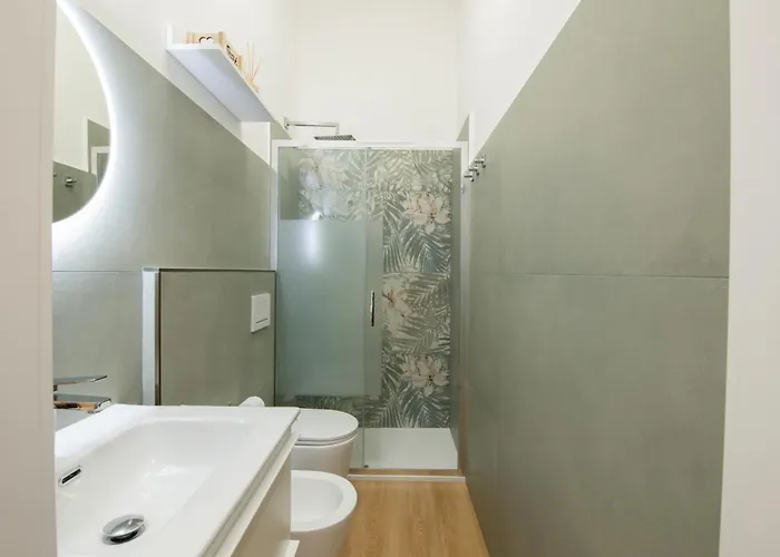 Alloro Apartment,5 Min Dalla Metro C, 15 Min Per Il Colosseo Vakantiehuis *